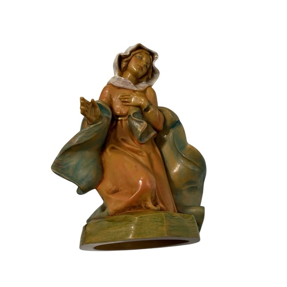 Fontanini by Roman Classic Holy Family Nativity Set, 90 Anniversary 5-Inch Each - Picture 6 of 13